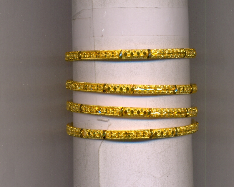 GOLD BANGLE PLAIN FANCY