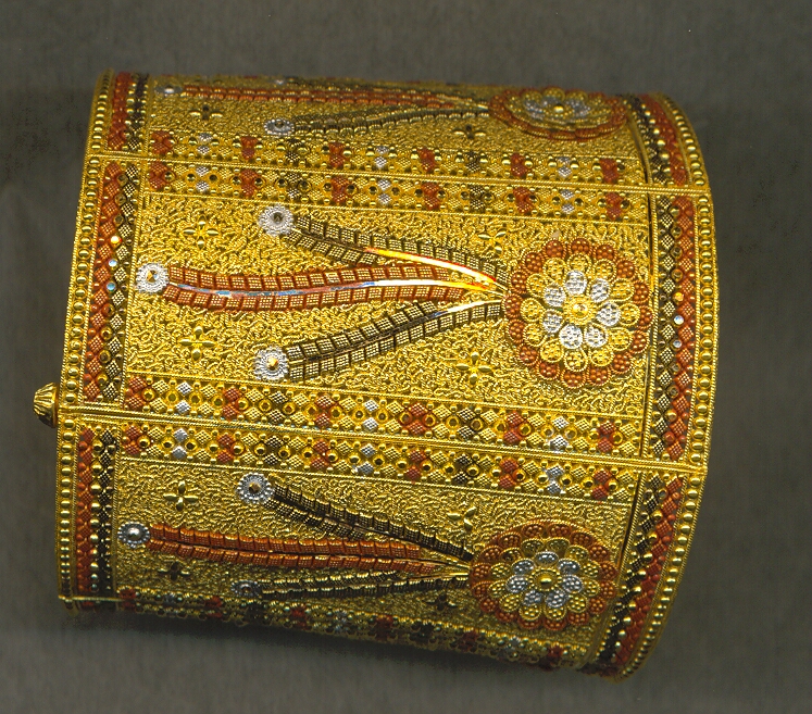 GOLD BANGLE PLAIN FANCY