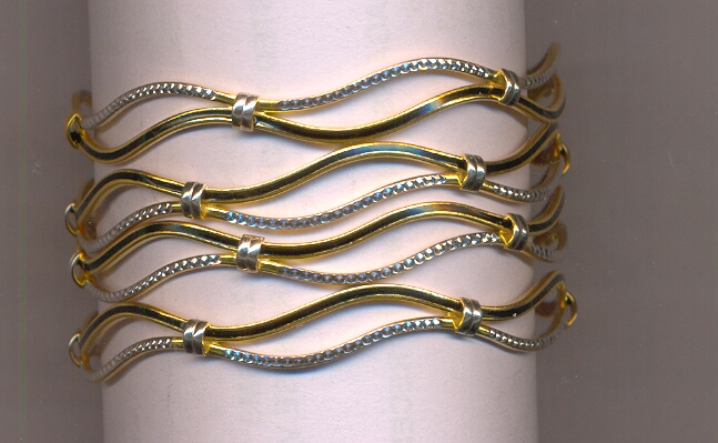 GOLD BANGLE PLAIN FANCY