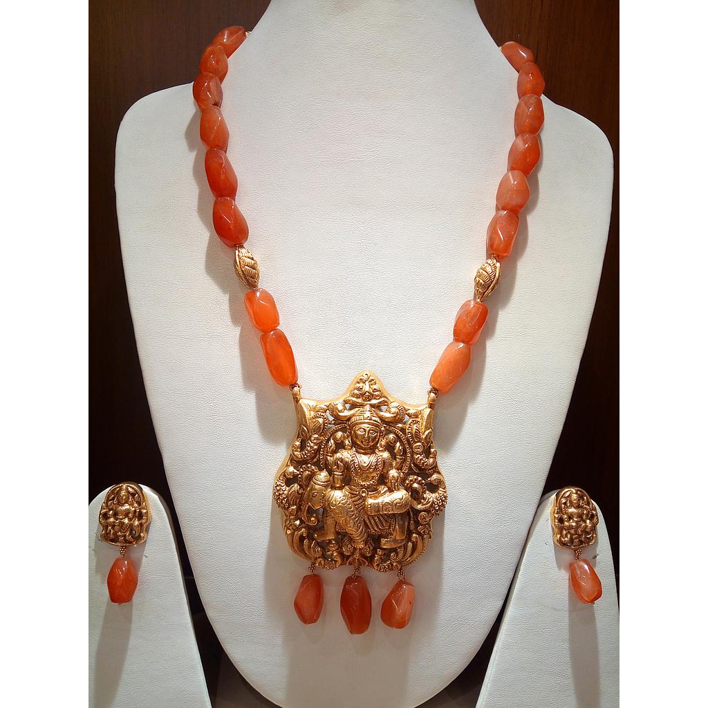 GOLD HALF SET PENDENT ANTIQUE EXCLUSIVE