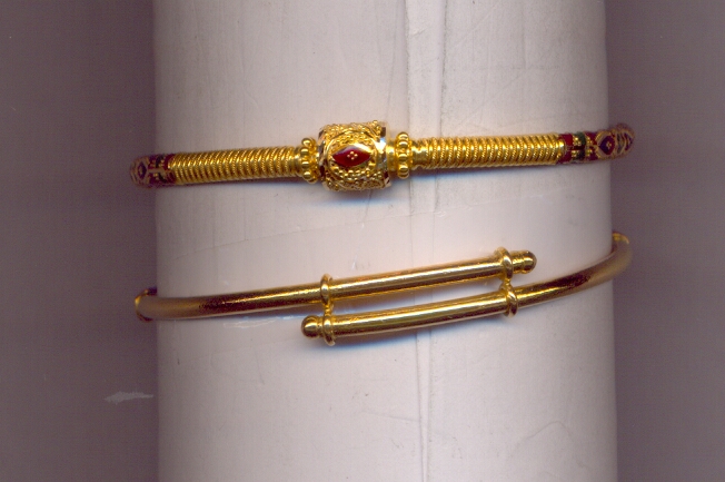 GOLD BANGLE PLAIN FANCY