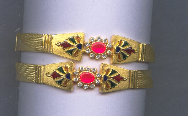 GOLD BANGLE PLAIN FANCY