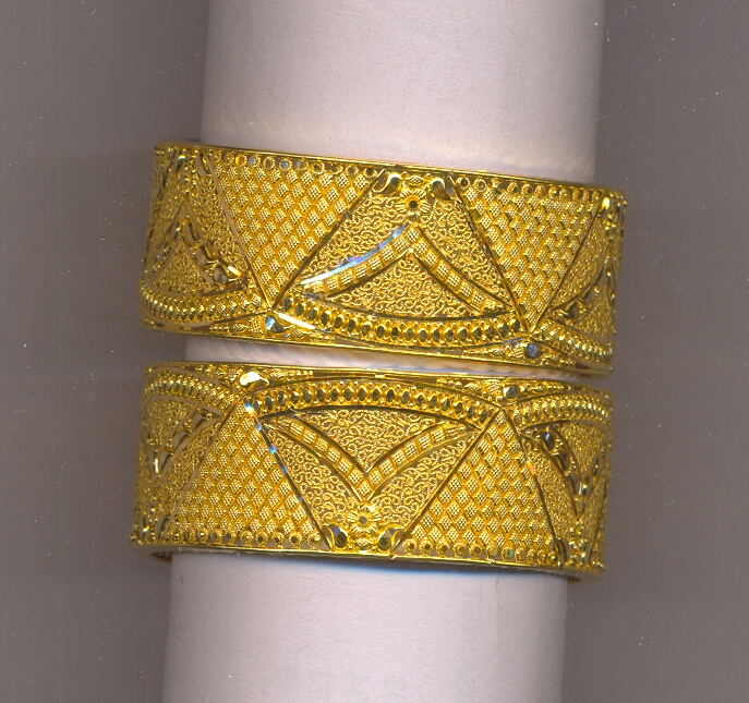GOLD BANGLE PLAIN FANCY