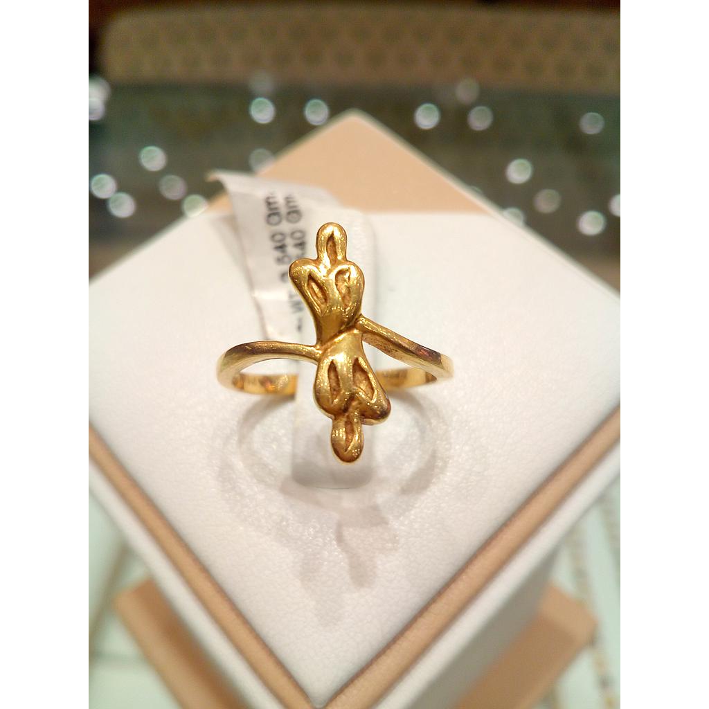 GOLD RING