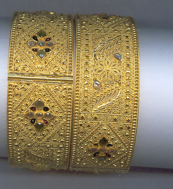 GOLD BANGLE PLAIN FANCY