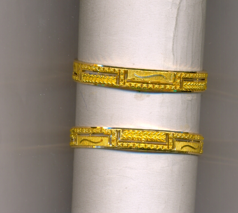 GOLD BANGLE PLAIN FANCY