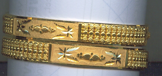 GOLD BANGLE PLAIN FANCY