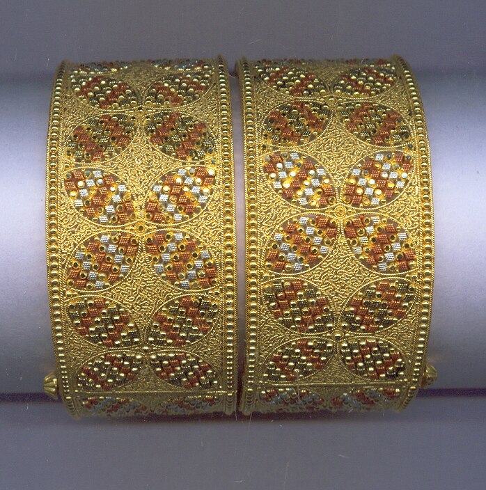 GOLD BANGLE PLAIN FANCY
