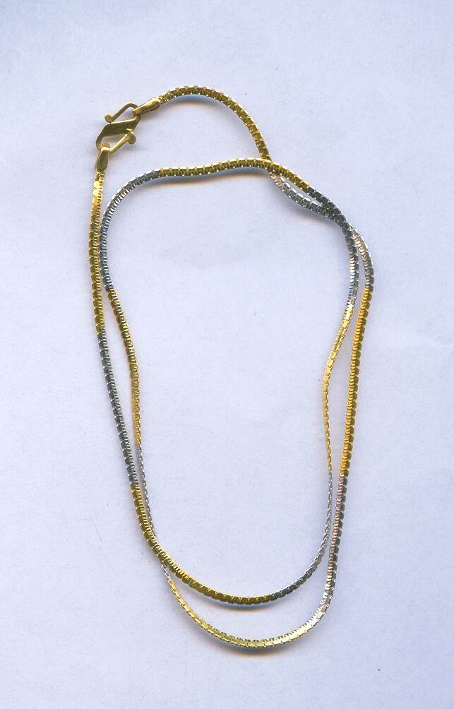 GOLD CHAIN PLAIN EXCLUSIVE