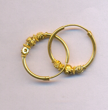 GOLD EARRING