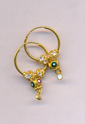 GOLD EARRING
