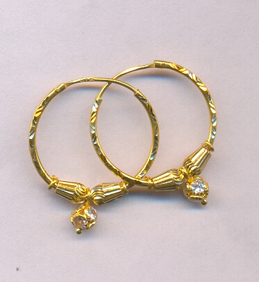 GOLD EARRING