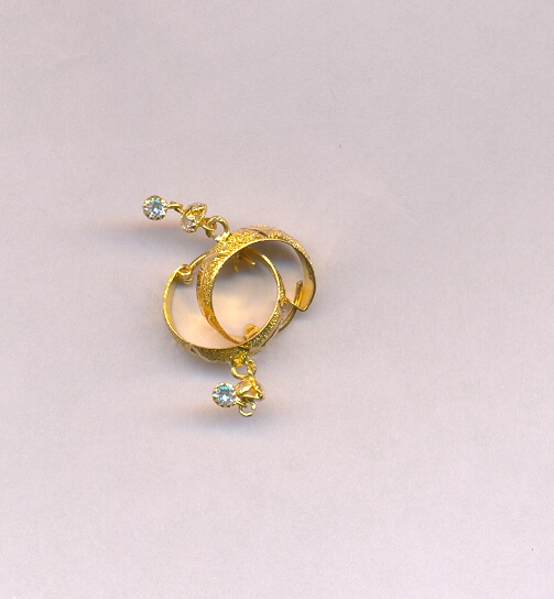 GOLD EARRING