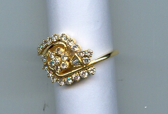 GOLD EARRING