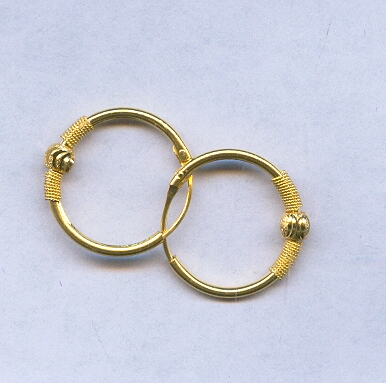 GOLD EARRING