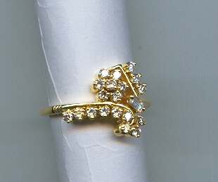 GOLD EARRING