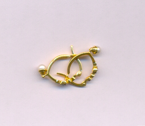 GOLD EARRING CASTING EXCLUSIVE