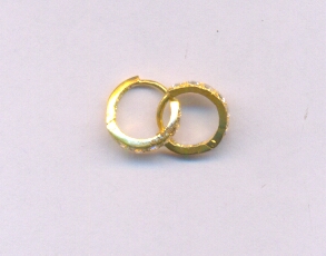 GOLD EARRING CASTING EXCLUSIVE