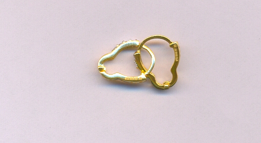 GOLD EARRING CASTING EXCLUSIVE