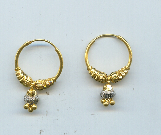 GOLD EARRING CASTING EXCLUSIVE