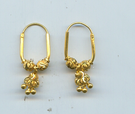 GOLD EARRING CASTING EXCLUSIVE