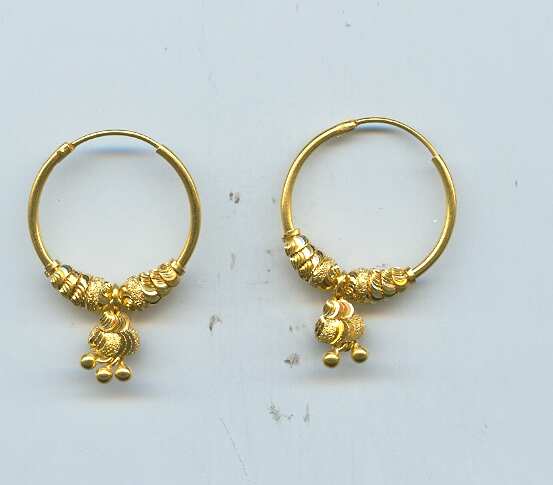 GOLD EARRING CASTING EXCLUSIVE