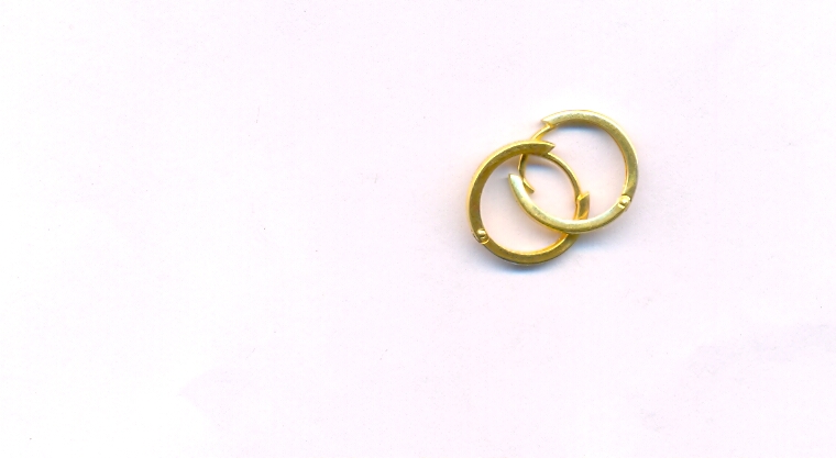 GOLD EARRING CASTING FANCY