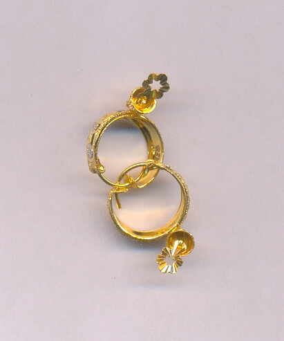 GOLD EARRING CASTING FANCY