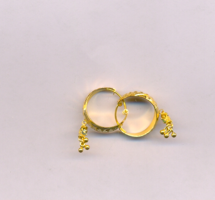 GOLD EARRING PLAIN FANCY