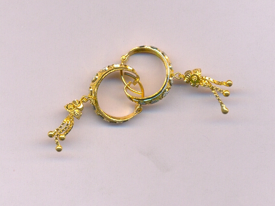 GOLD EARRING PLAIN FANCY