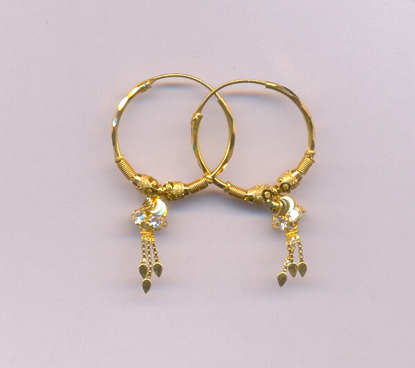 GOLD EARRING PLAIN FANCY