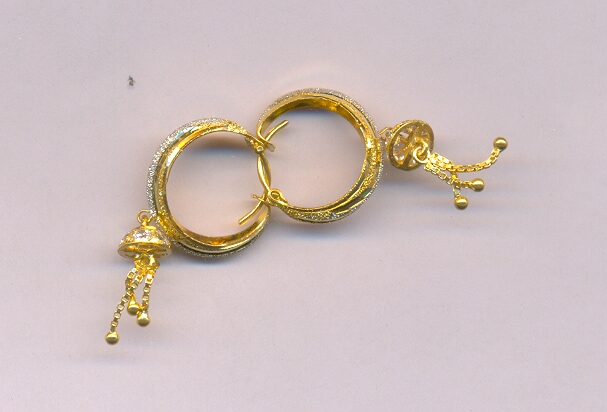 GOLD EARRING PLAIN FANCY