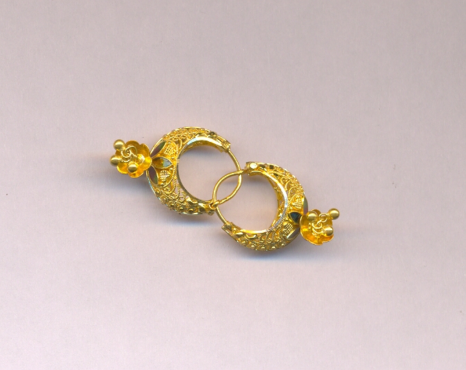 GOLD EARRING PLAIN FANCY