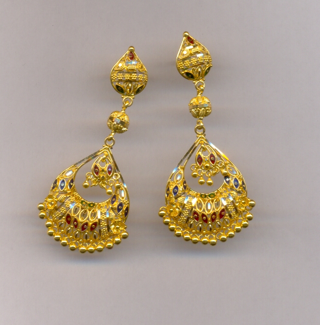 GOLD EARRING PLAIN FANCY