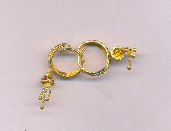 GOLD EARRING PLAIN FANCY