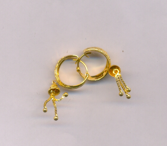 GOLD EARRING PLAIN FANCY