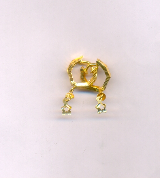 GOLD EARRING PLAIN FANCY