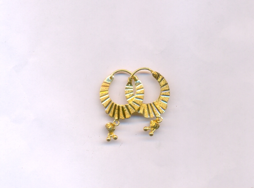 GOLD EARRING PLAIN FANCY