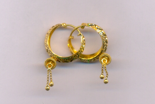 GOLD EARRING PLAIN FANCY