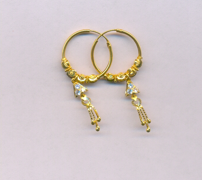 GOLD EARRING PLAIN FANCY