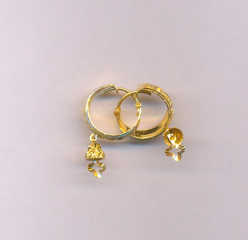 GOLD EARRING PLAIN FANCY