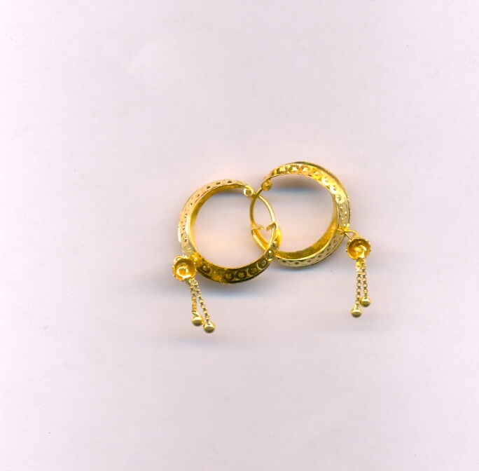 GOLD EARRING PLAIN FANCY