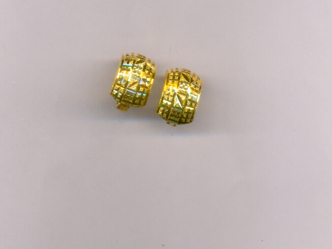 GOLD EARRING PLAIN FANCY