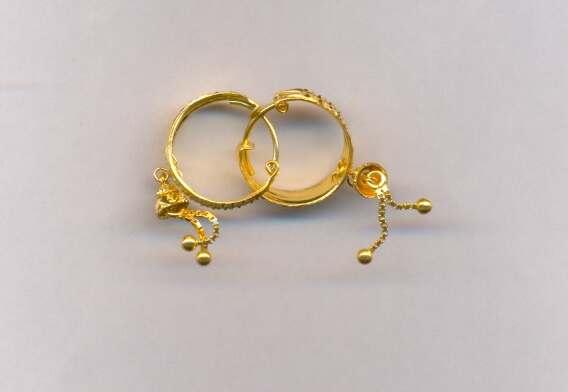 GOLD EARRING PLAIN FANCY