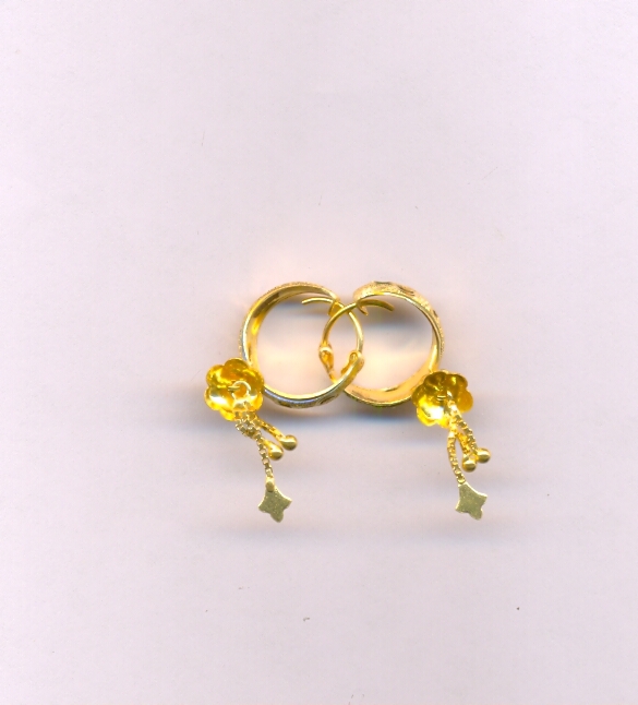GOLD EARRING PLAIN FANCY