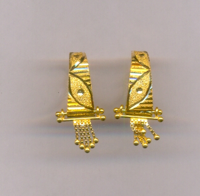 GOLD EARRING PLAIN FANCY