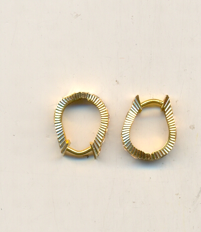 GOLD EARRING PLAIN FANCY