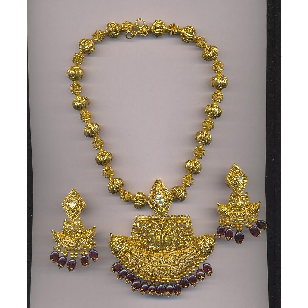 GOLD HALF SET LONG ANTIQUE EXCLUSIVE