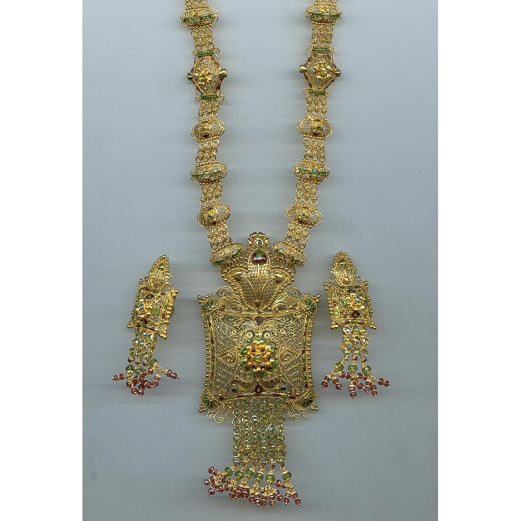 GOLD HALF SET LONG ANTIQUE EXCLUSIVE