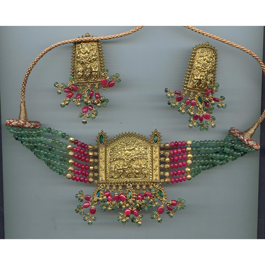 GOLD HALF SET LONG REALSTONE EXCLUSIVE